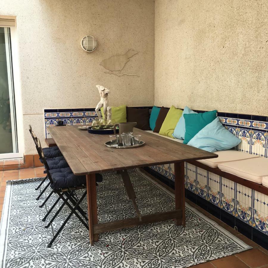 Casa Balmins Sitges Acomodação com café da manhã Exterior foto